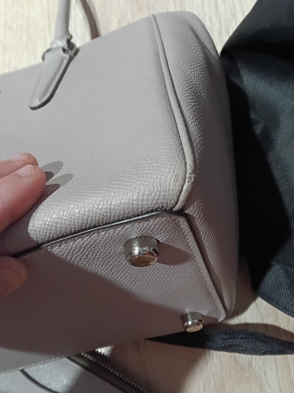 Coach Taupe Cream Pebbled Leather Satchel with Wallet - Picture 4 of 16